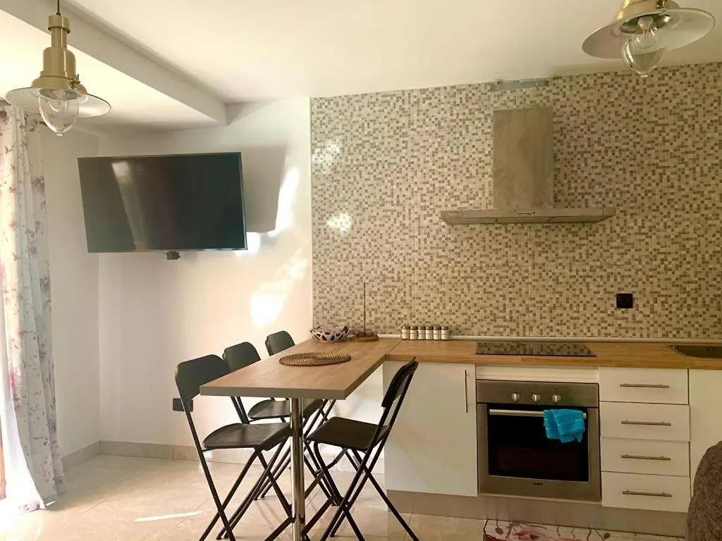 Duplex-Bungalow In Playa De Las Americas,3 Minutes Near The Best Beaches In Tenerife Appartamento